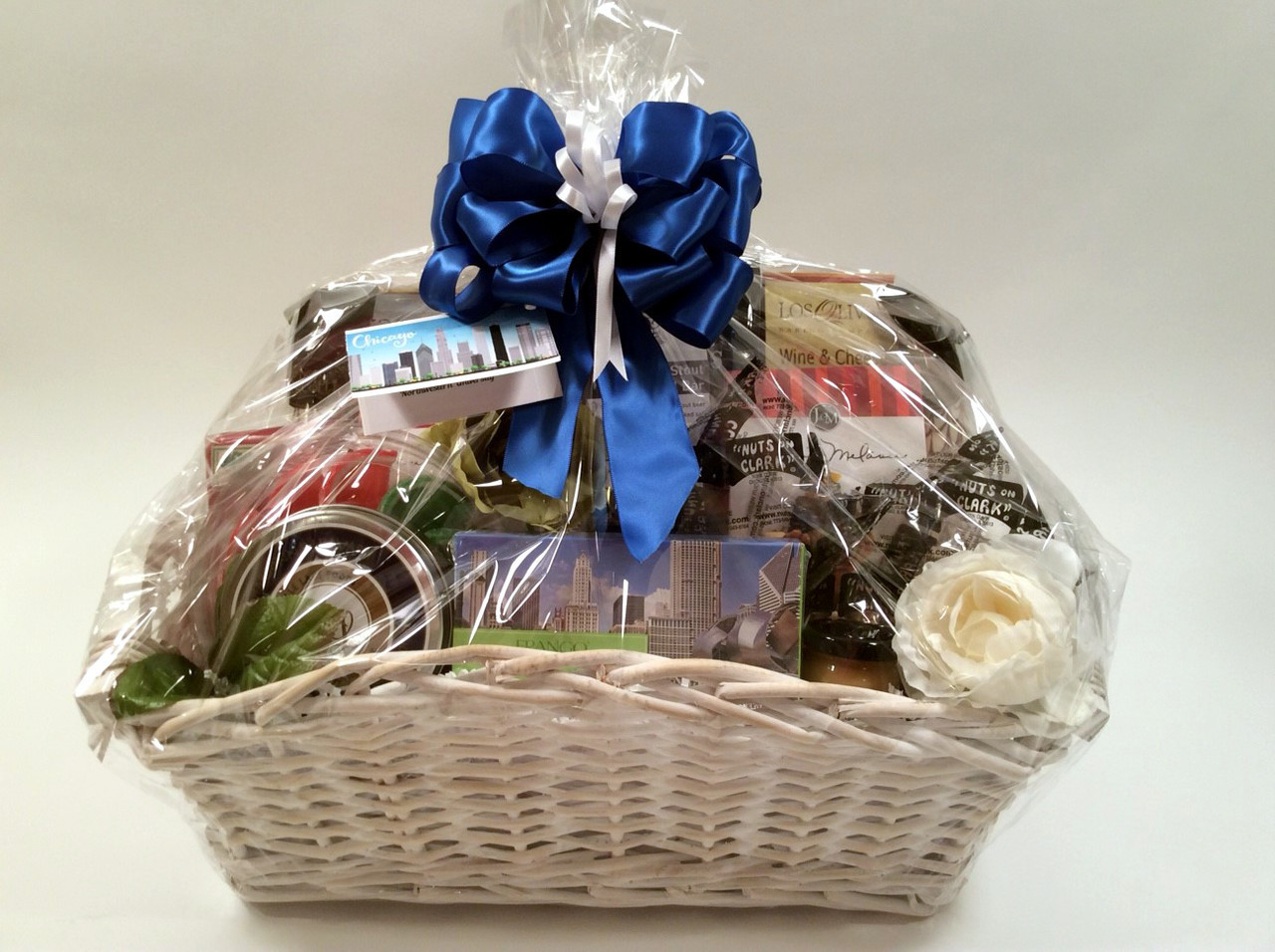You are currently viewing Sustainable Gifting: How to Choose Eco-Friendly Hampers